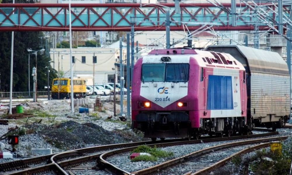 Προαστιακός: Επιτήδιοι έκλεψαν τα καλώδια παροχής ρεύματος του συρμού του Νέου Περάματος-Καθυστέρηση στα δρομολόγια